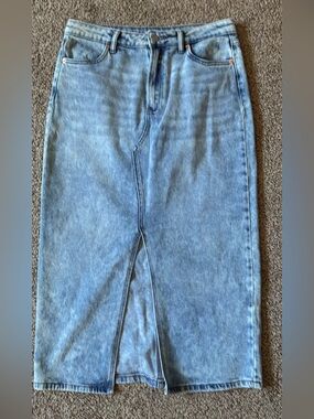 High-Waist Light Blue Denim Straight Skirt